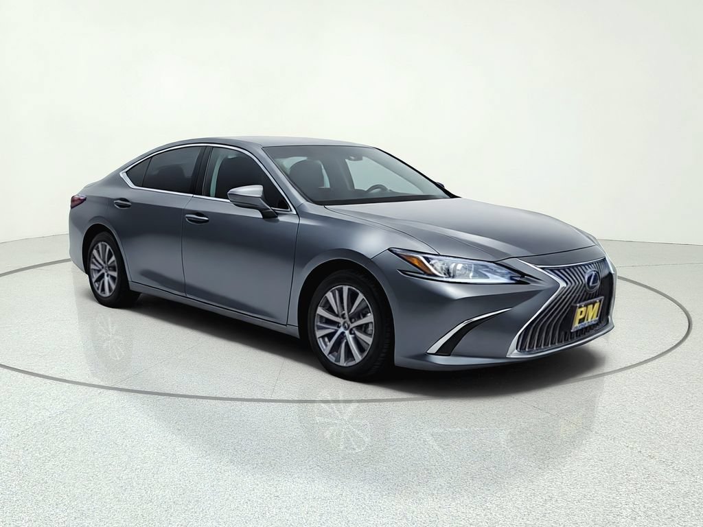 Used 2021 Lexus ES 300h w/ Accessory Package 2