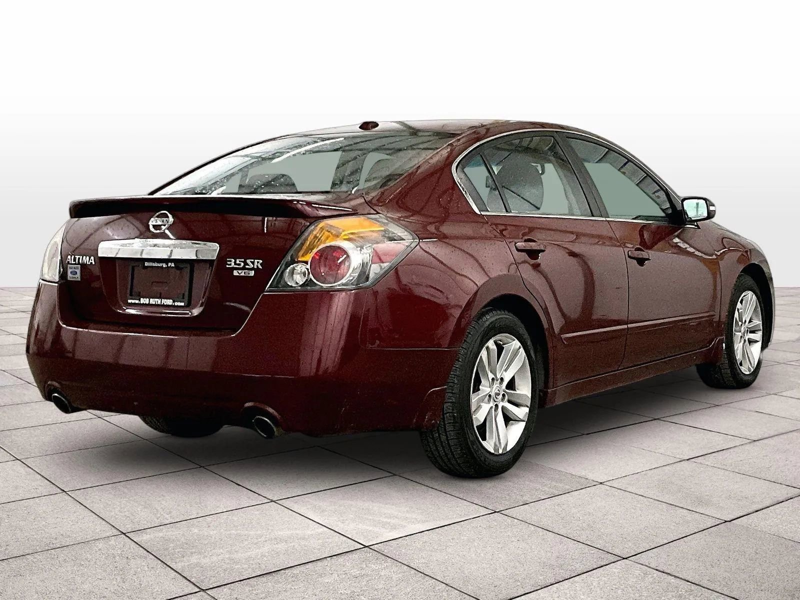 Used 2011 Nissan Altima 3.5 SR w/ 3.5SR Premium Pkg image 12