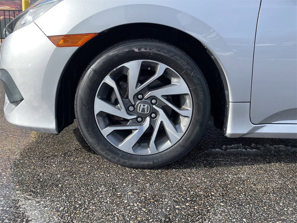 Used 2017 Honda Civic EX image 9