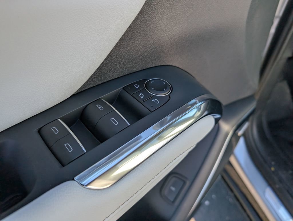 New 2026 Chevrolet Traverse High Country w/ LPO, Floor Liner Package image 15