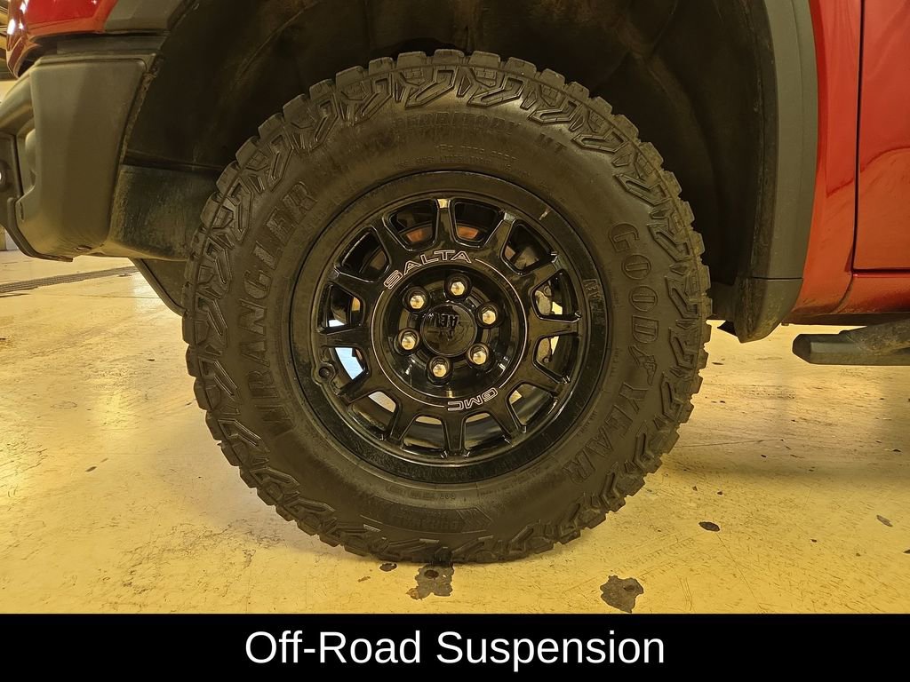 Used 2024 GMC Sierra 1500 AT4X w/ AT4X AEV Edition image 25