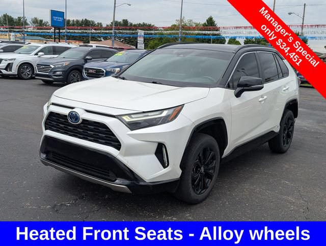 Used 2022 Toyota RAV4 XSE w/ XSE Grade Weather Package AWD/4WD image 4