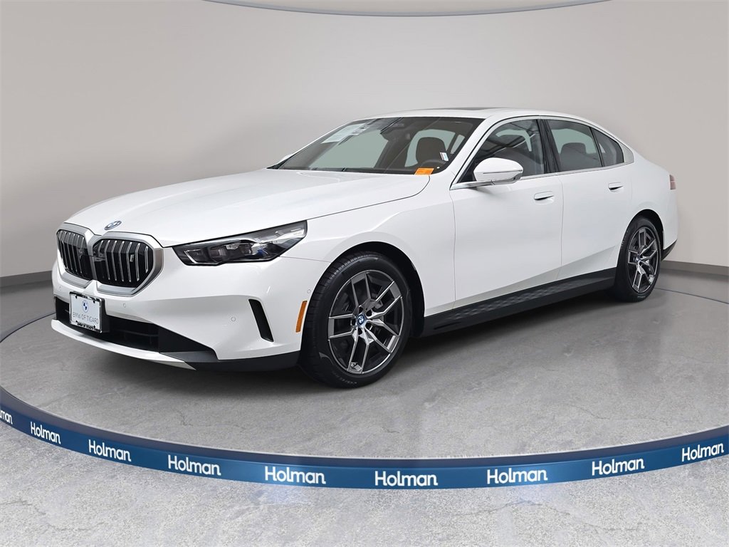 Used 2025 BMW i5 xDrive40 w/ Premium Package image 1