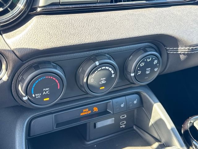 New 2025 MAZDA MX-5 Miata Club image 19