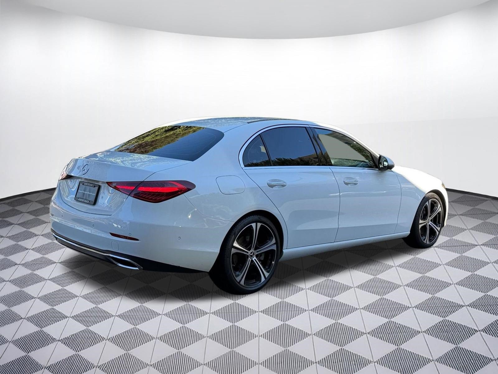 Used 2024 Mercedes-Benz C 300 Sedan image 8
