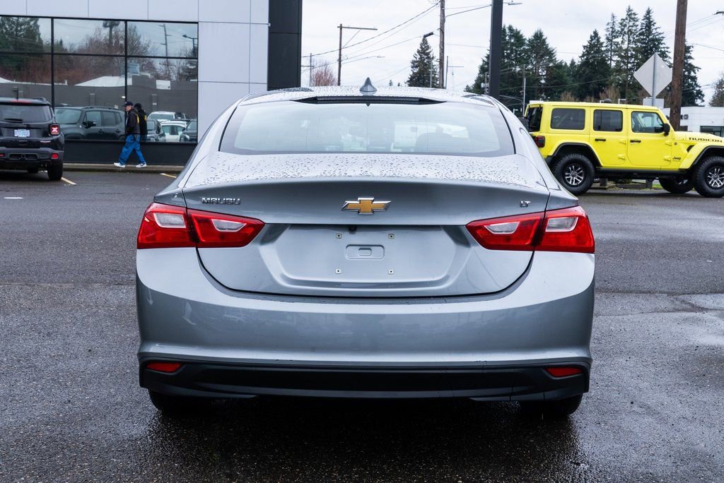Used 2023 Chevrolet Malibu LT FWD image 5