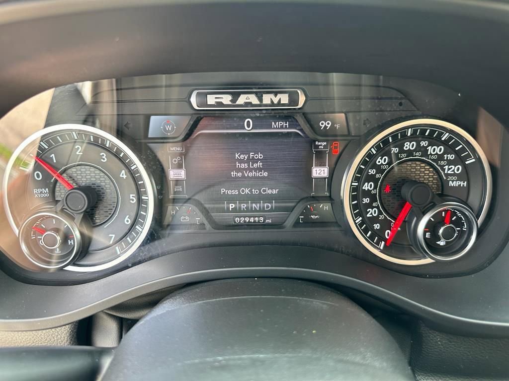 Used 2024 RAM 1500 Laramie image 12