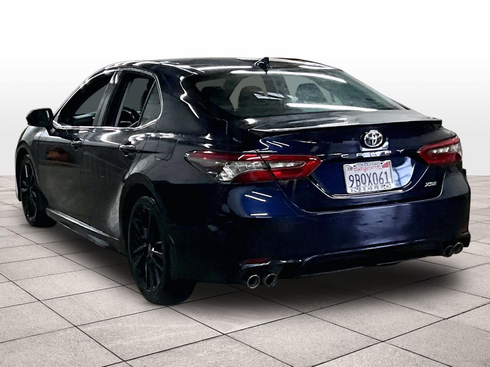 Used 2022 Toyota Camry XSE FWD image 14