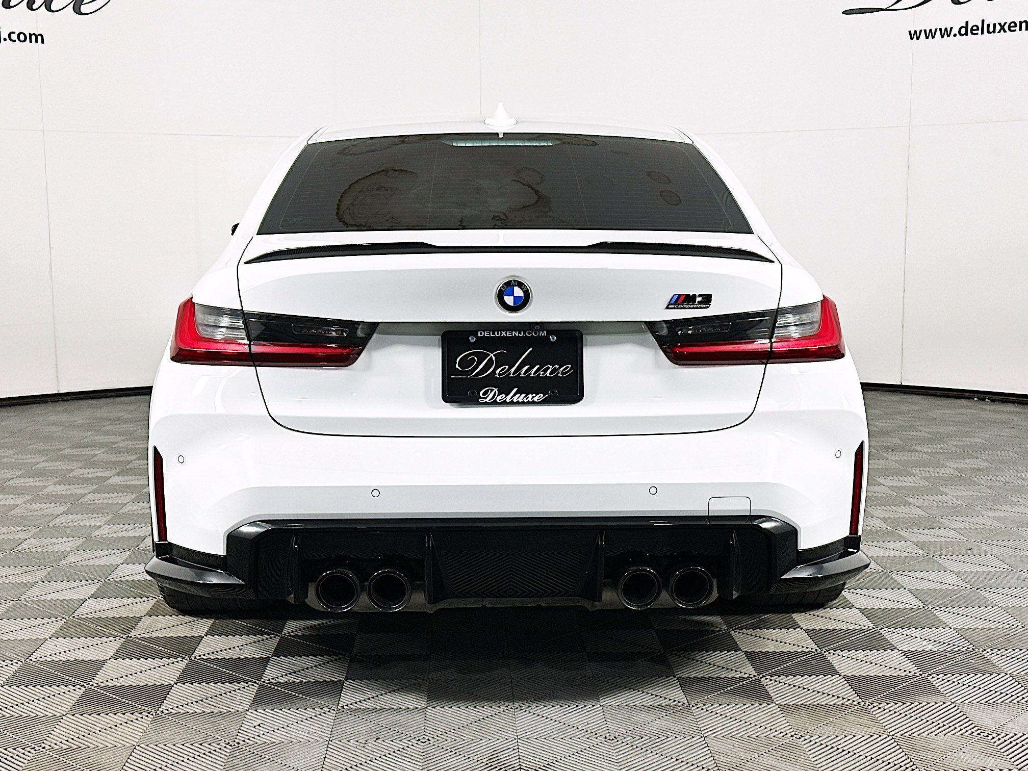 Used 2022 BMW M3 Competition w/ M Carbon Exterior Package image 5