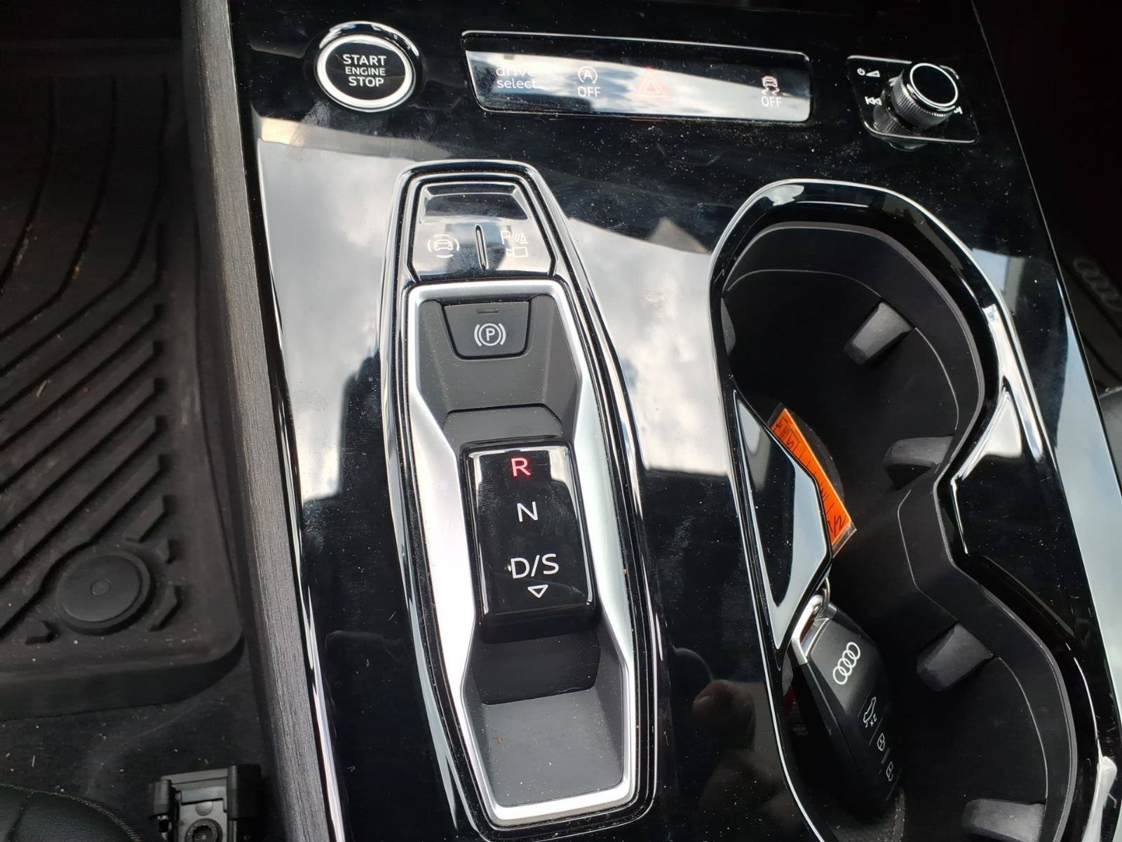 Used 2025 Audi A5 2.0T Premium w/ Convenience Package AWD/4WD image 29