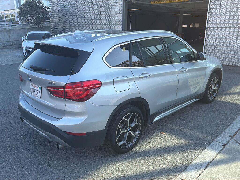 Used 2017 BMW X1 xDrive28i AWD/4WD image 6