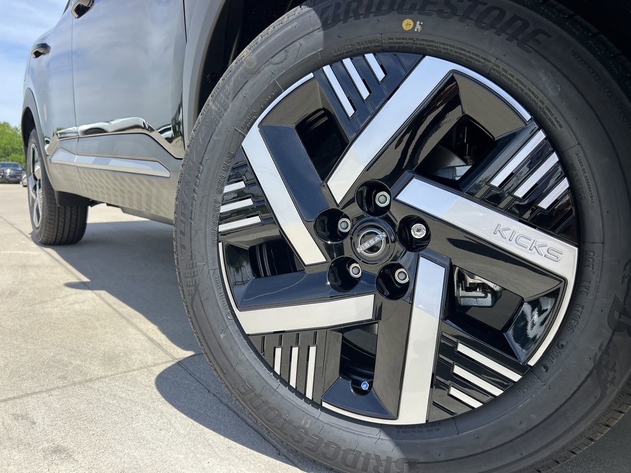 New 2026 Nissan Kicks SV FWD image 6