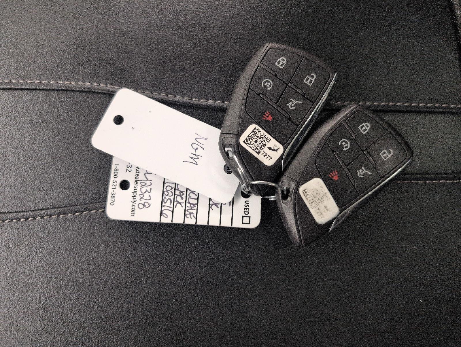 Used 2025 Buick Enclave Avenir AWD/4WD image 27