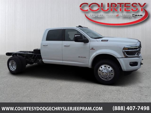 New 2026 RAM 4500 Tradesman w/ Laramie Trim Package