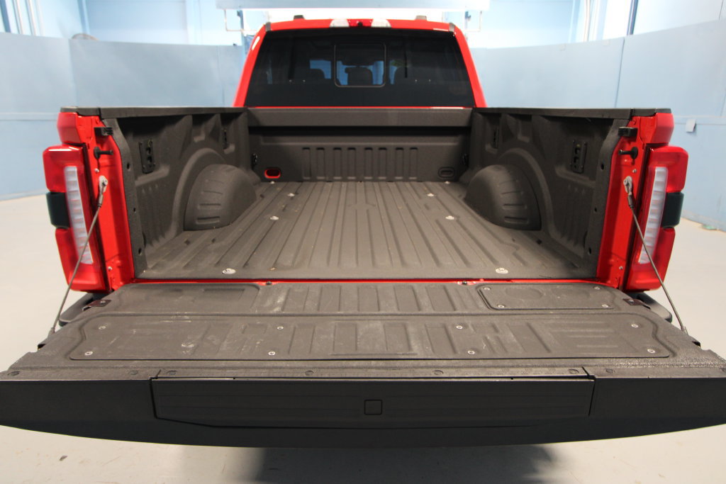 Used 2024 Ford F250 Lariat w/ Lariat Ultimate Package AWD/4WD image 42