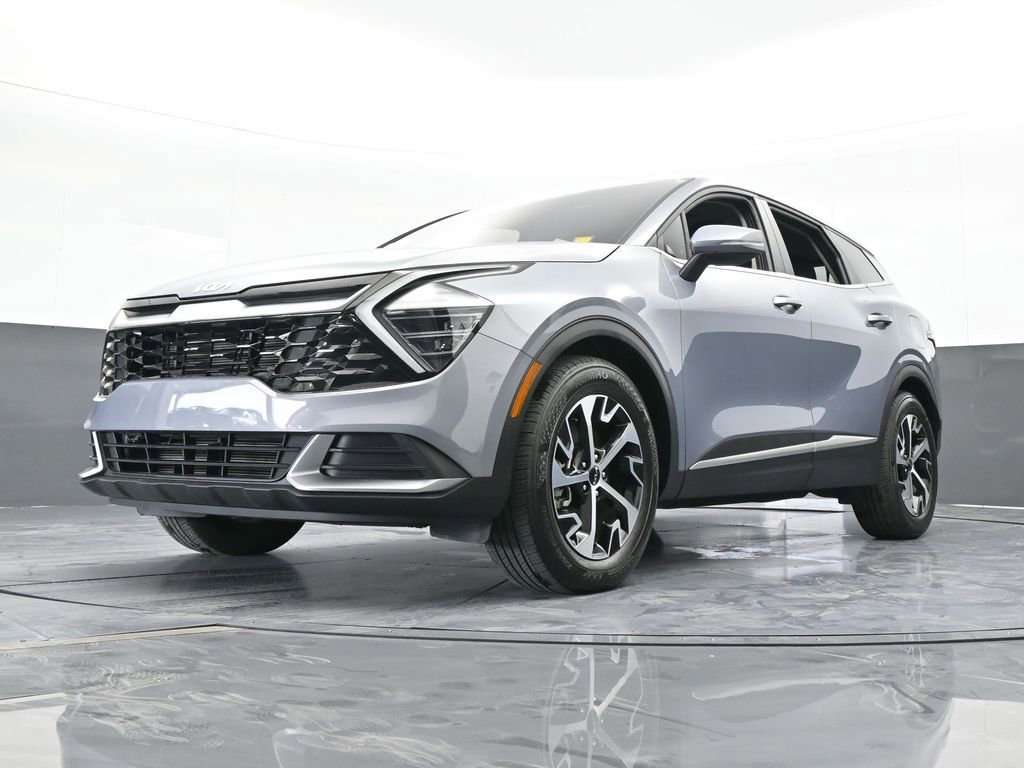 Used 2025 Kia Sportage EX image 58