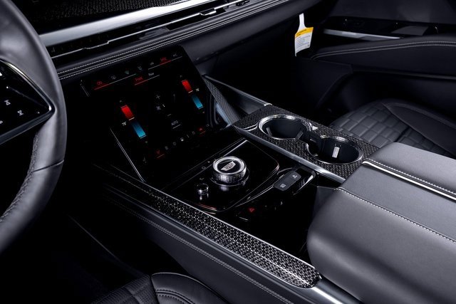 Used 2025 Cadillac Escalade V image 27