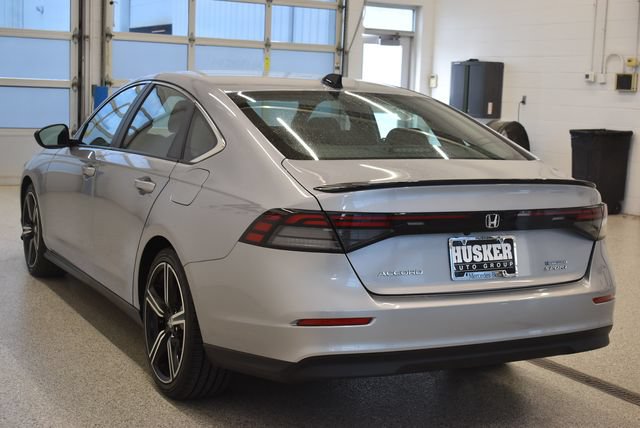 Used 2023 Honda Accord Sport image 10
