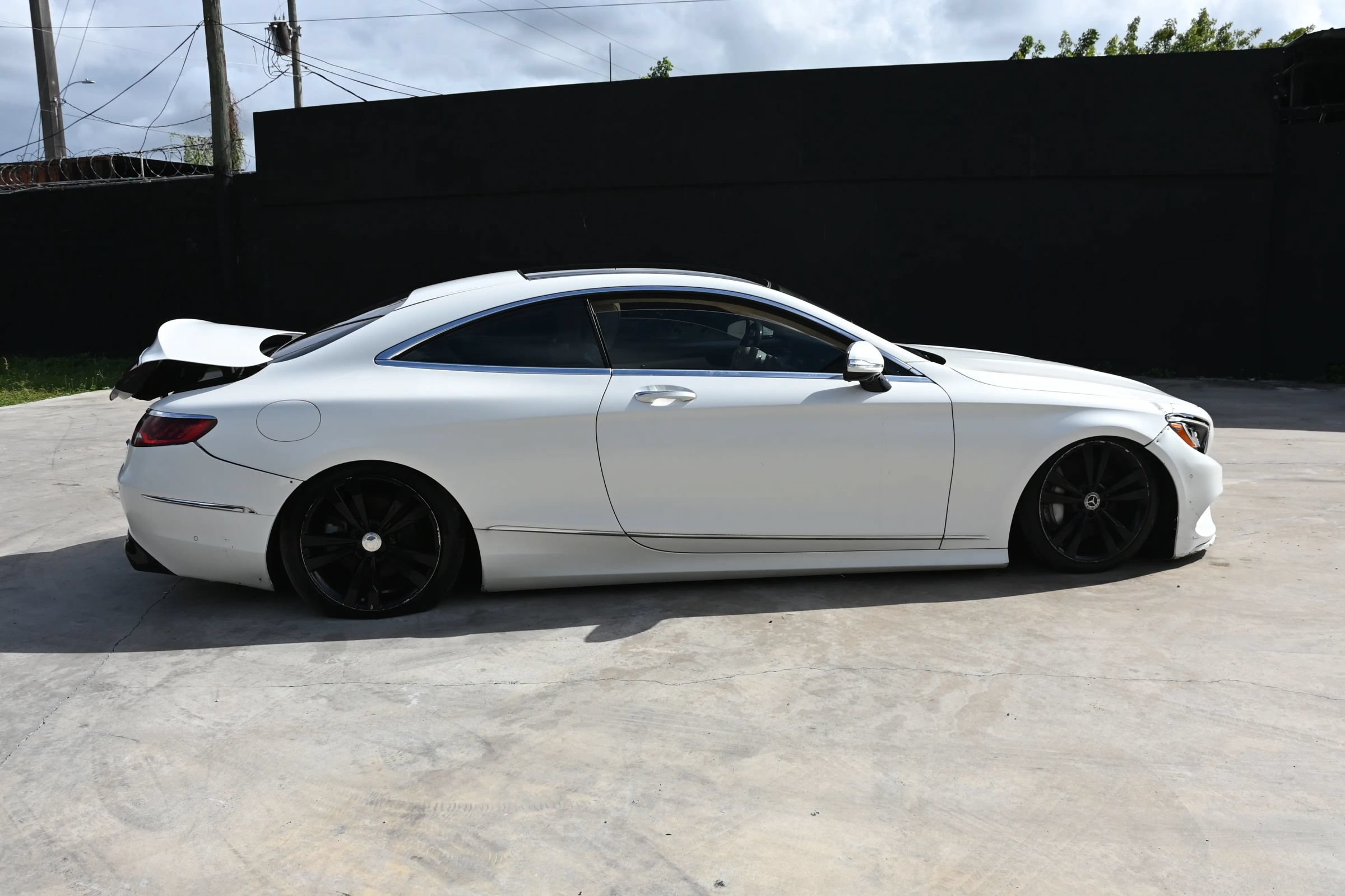 Used 2019 Mercedes-Benz S 560 4MATIC Coupe w/ Premium 1 Package image 6