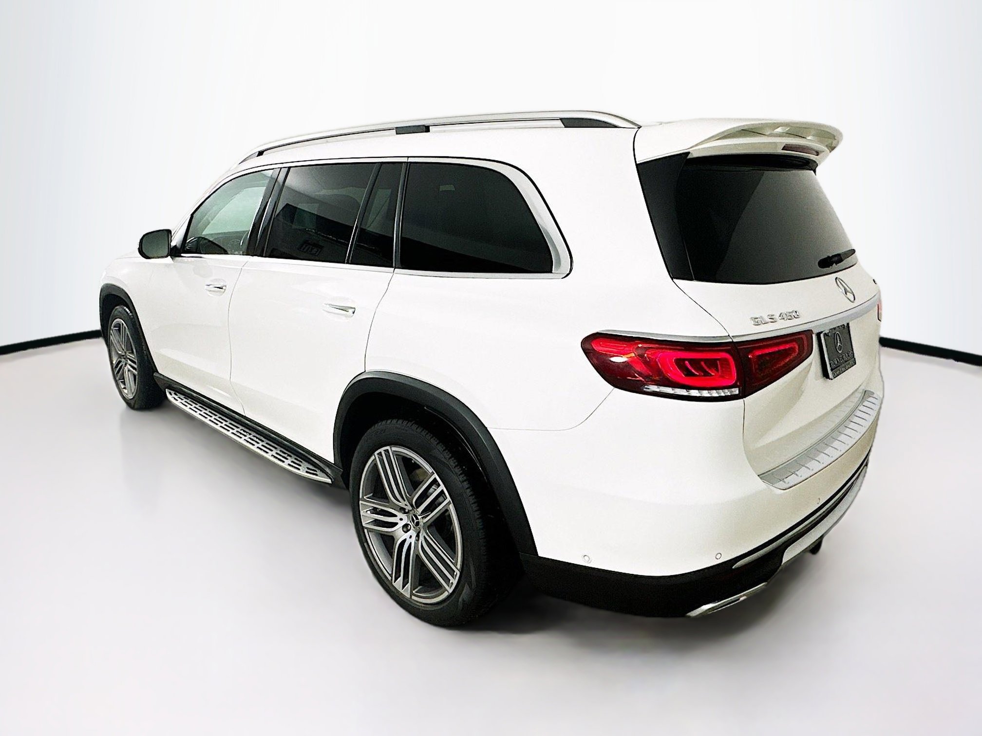 Used 2021 Mercedes-Benz GLS 450 4MATIC image 5