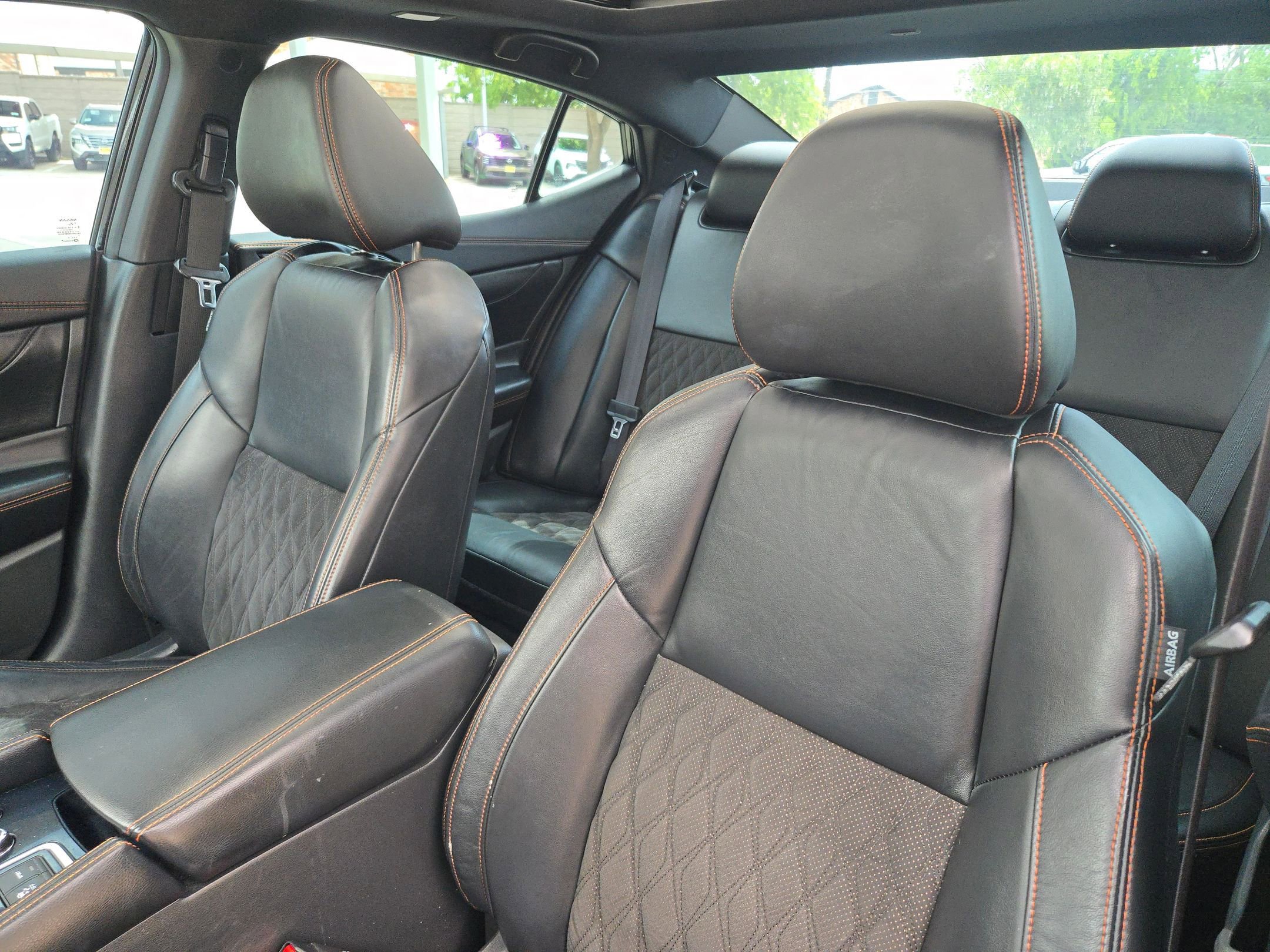 Used 2021 Nissan Maxima SR w/ Sport Mat Group FWD image 9