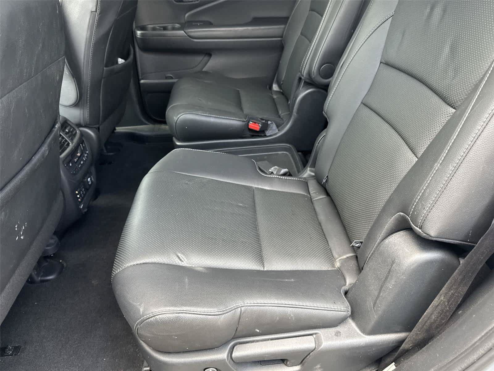 Used 2018 Honda Pilot Elite image 11