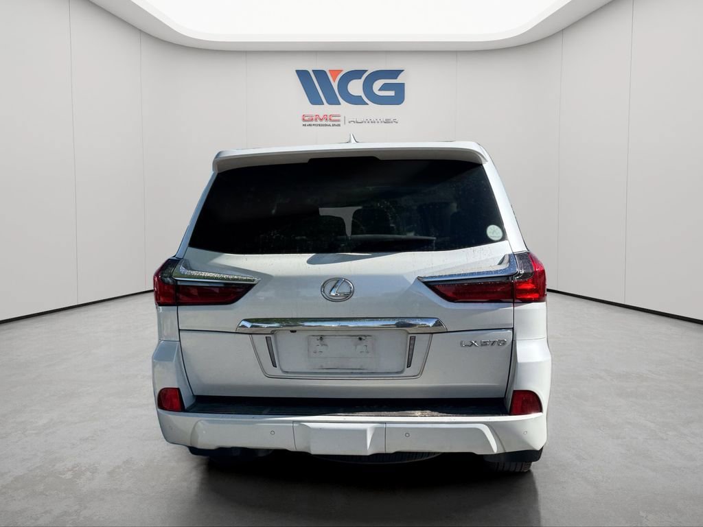 Used 2020 Lexus LX 570 4WD w/ Luxury Package image 7