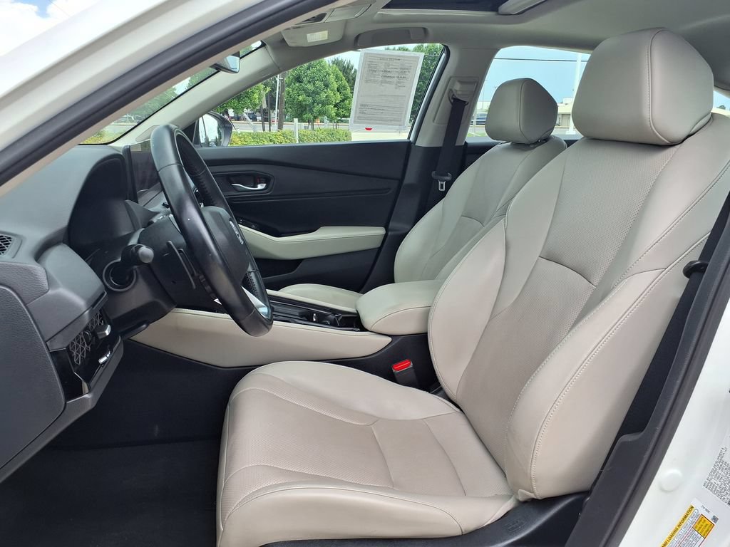 Used 2023 Honda Accord Touring image 13