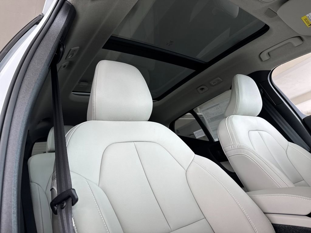 New 2026 Volvo XC40 B5 Plus w/ Protection Package Premier image 16