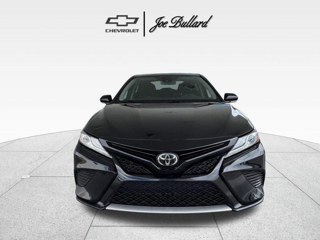 Used 2019 Toyota Camry XSE FWD image 3