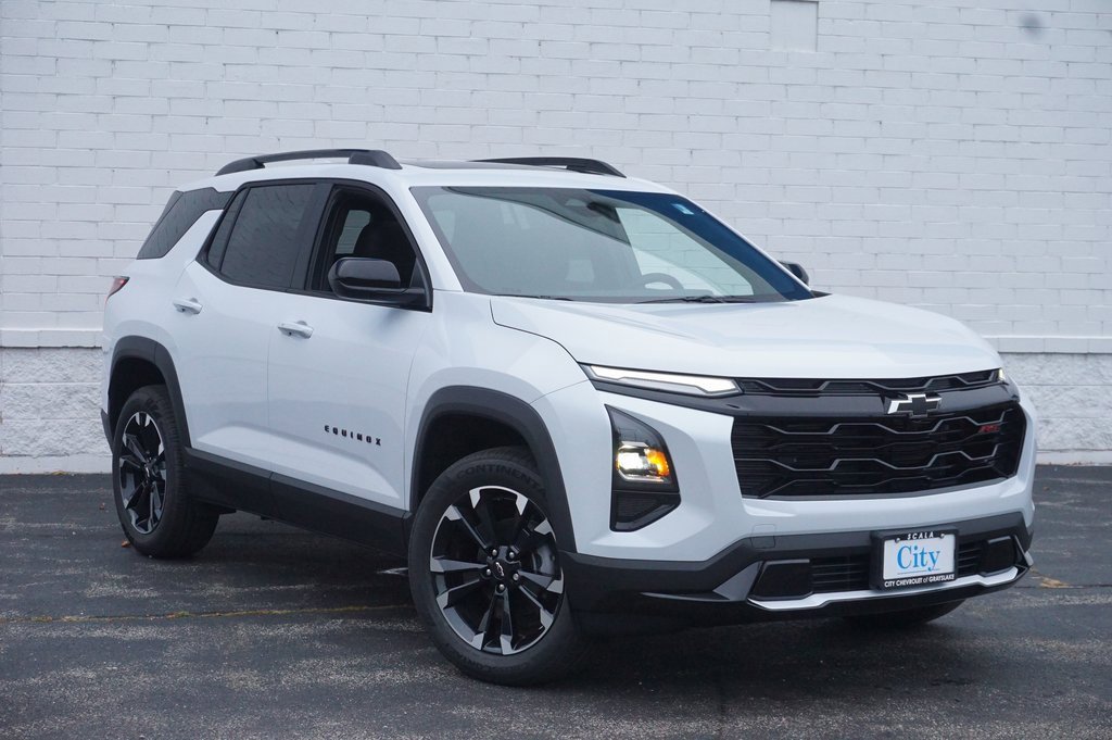 New 2026 Chevrolet Equinox RS w/ Convenience Package III image 2