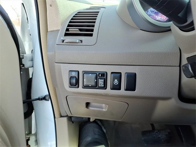 Used 2004 Nissan Maxima 3.5 SE w/ Driver Preferred Pkg image 15