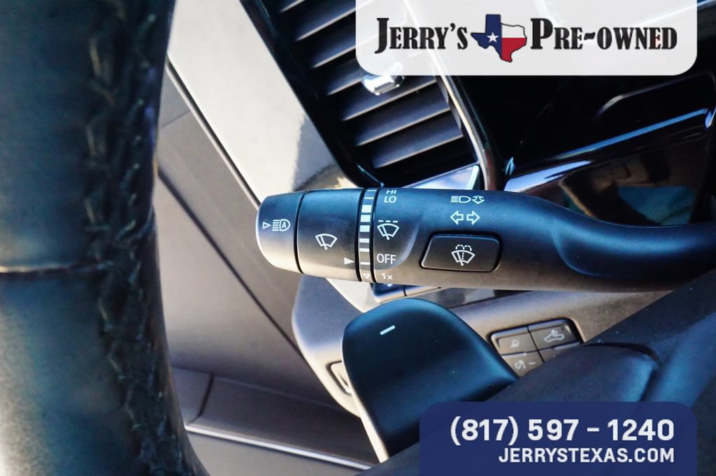 Used 2022 Chevrolet Silverado 1500 LTZ w/ LTZ Premium Texas Edition AWD/4WD image 15