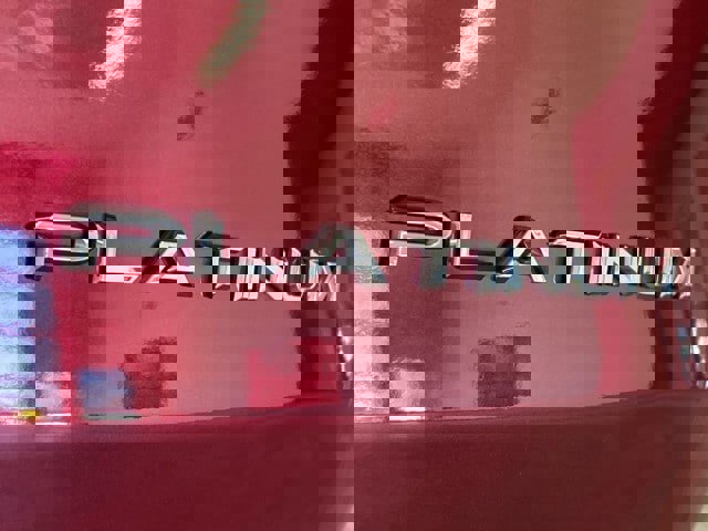 Used 2024 Toyota Grand Highlander Platinum image 7