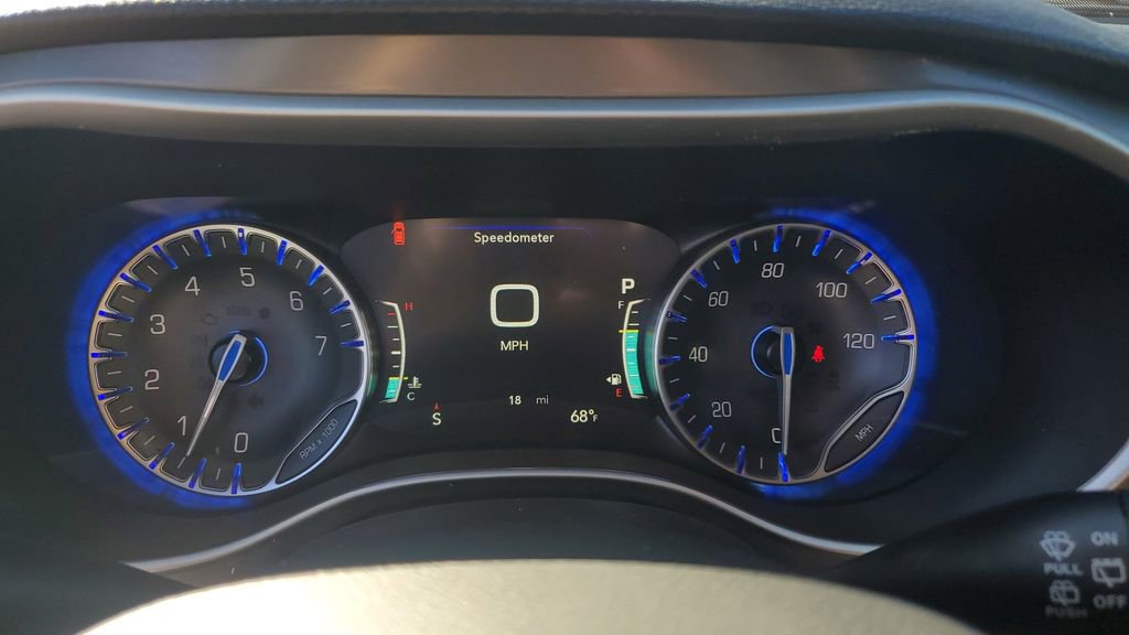 New 2026 Chrysler Pacifica Select image 31