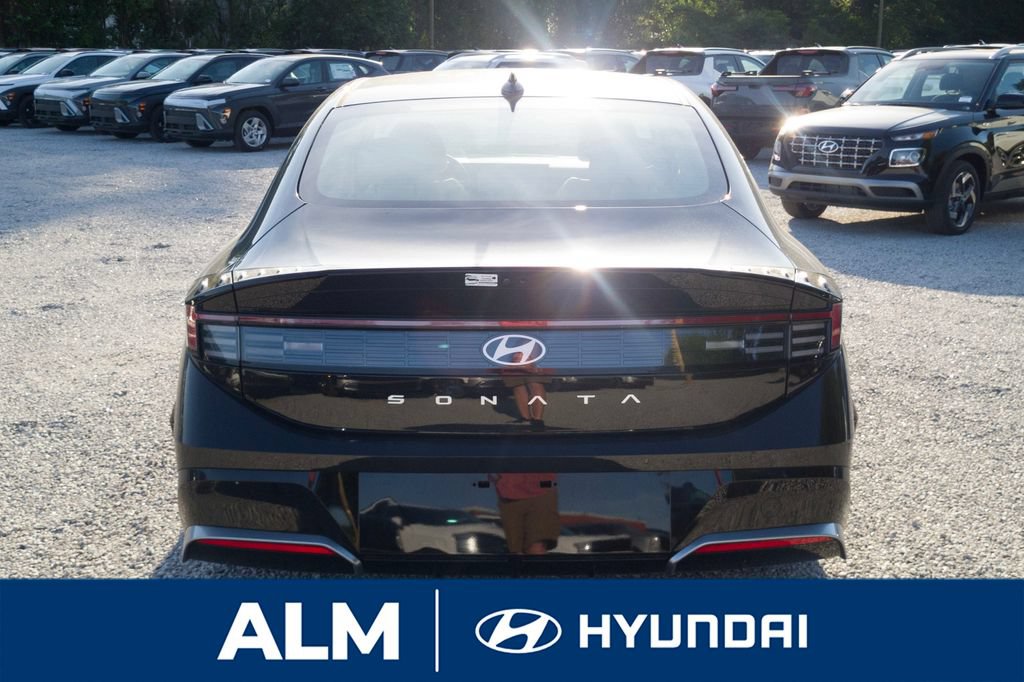 New 2026 Hyundai Sonata SEL FWD image 7
