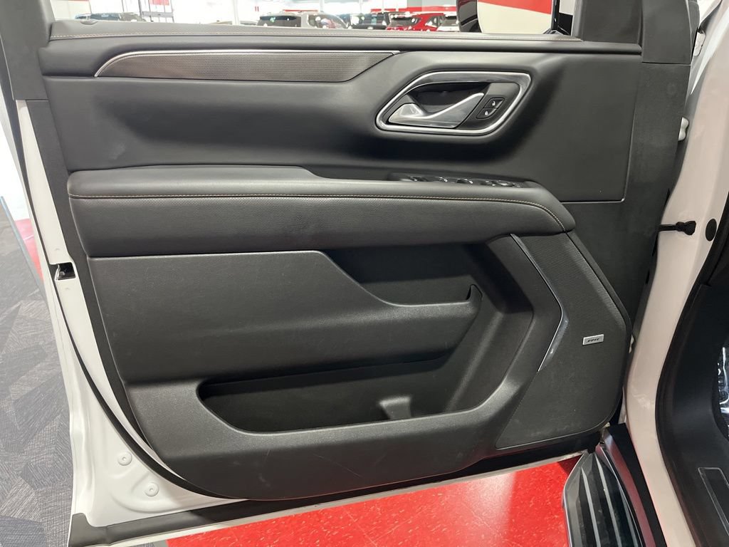 Certified 2023 GMC Yukon AT4 w/ Technology Package AWD/4WD image 11