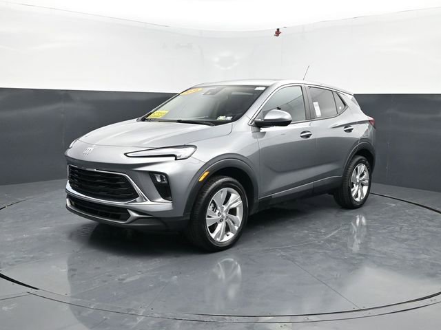 Used 2025 Buick Encore GX Preferred AWD/4WD image 4