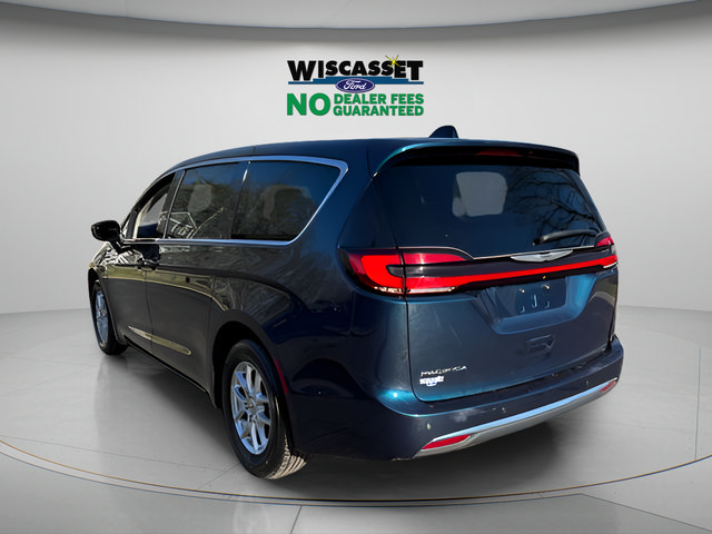 Used 2024 Chrysler Pacifica Touring-L FWD image 27