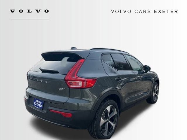 New 2026 Volvo XC40 B5 Plus w/ Climate Package AWD/4WD image 7