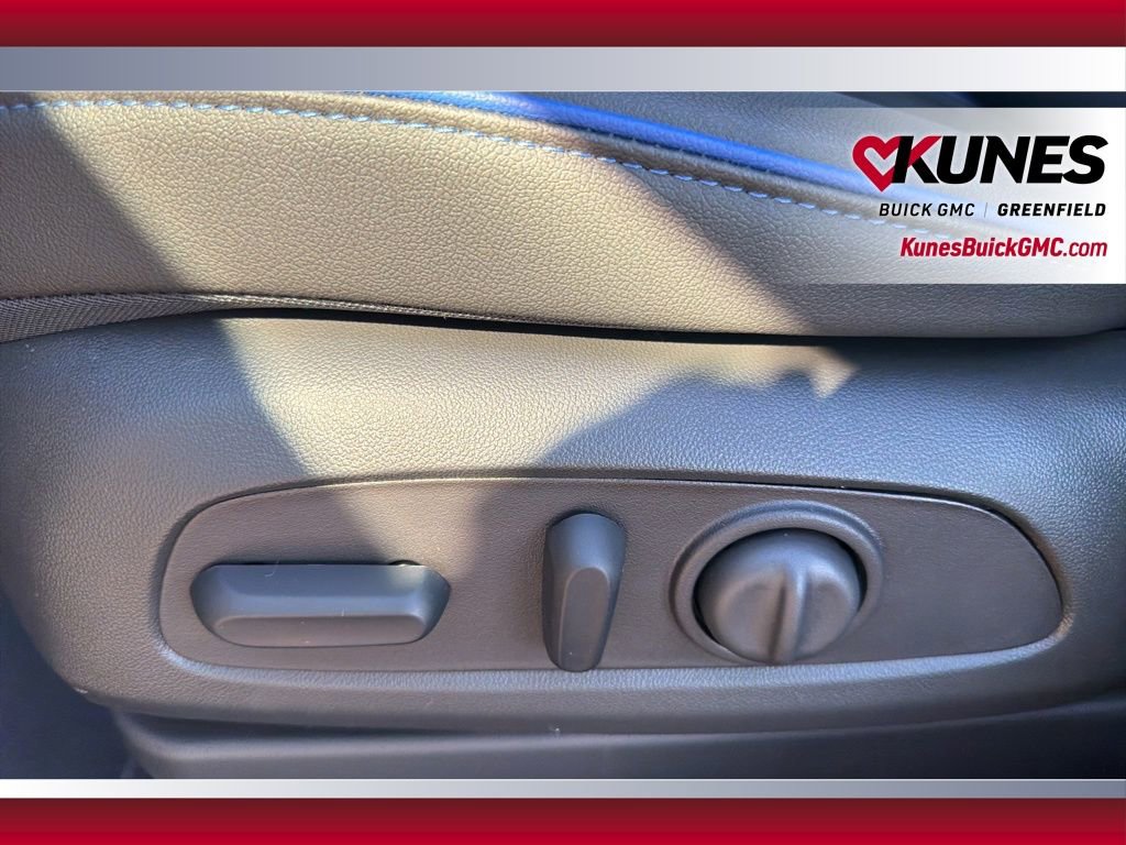 New 2026 Buick Encore GX Sport Touring image 17