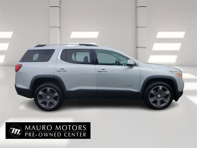 Used 2018 GMC Acadia SLT image 2