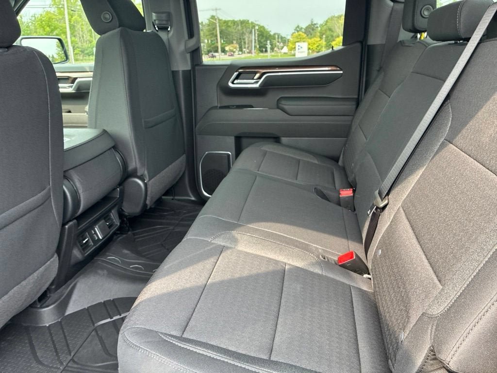 New 2026 Chevrolet Silverado 1500 RST AWD/4WD image 25