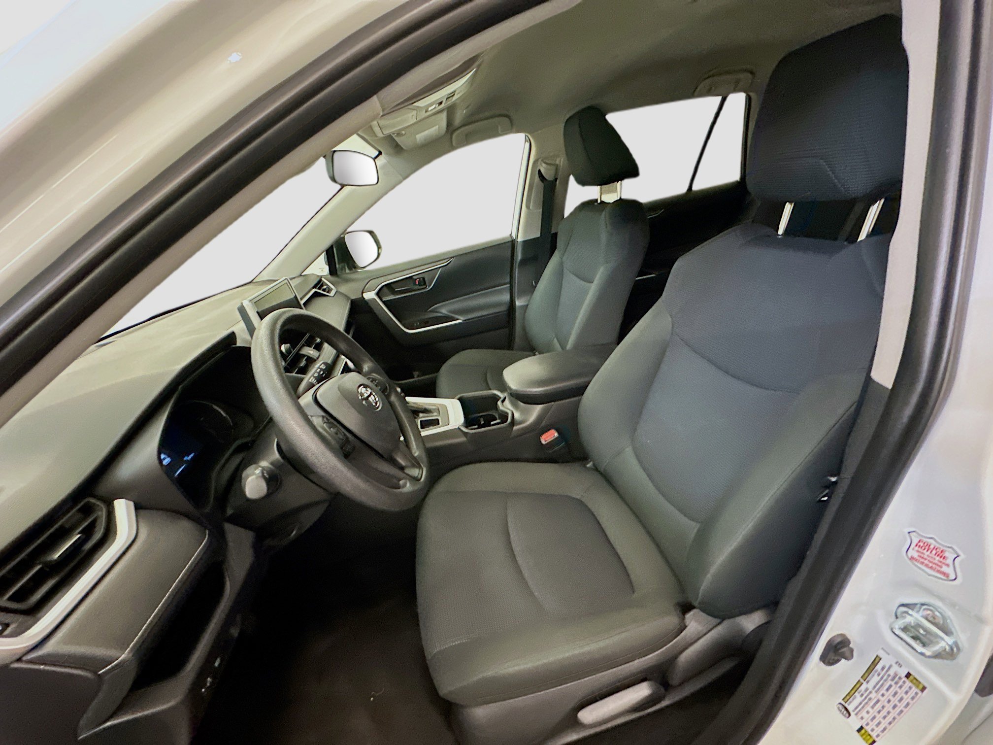 Used 2025 Toyota RAV4 LE image 13