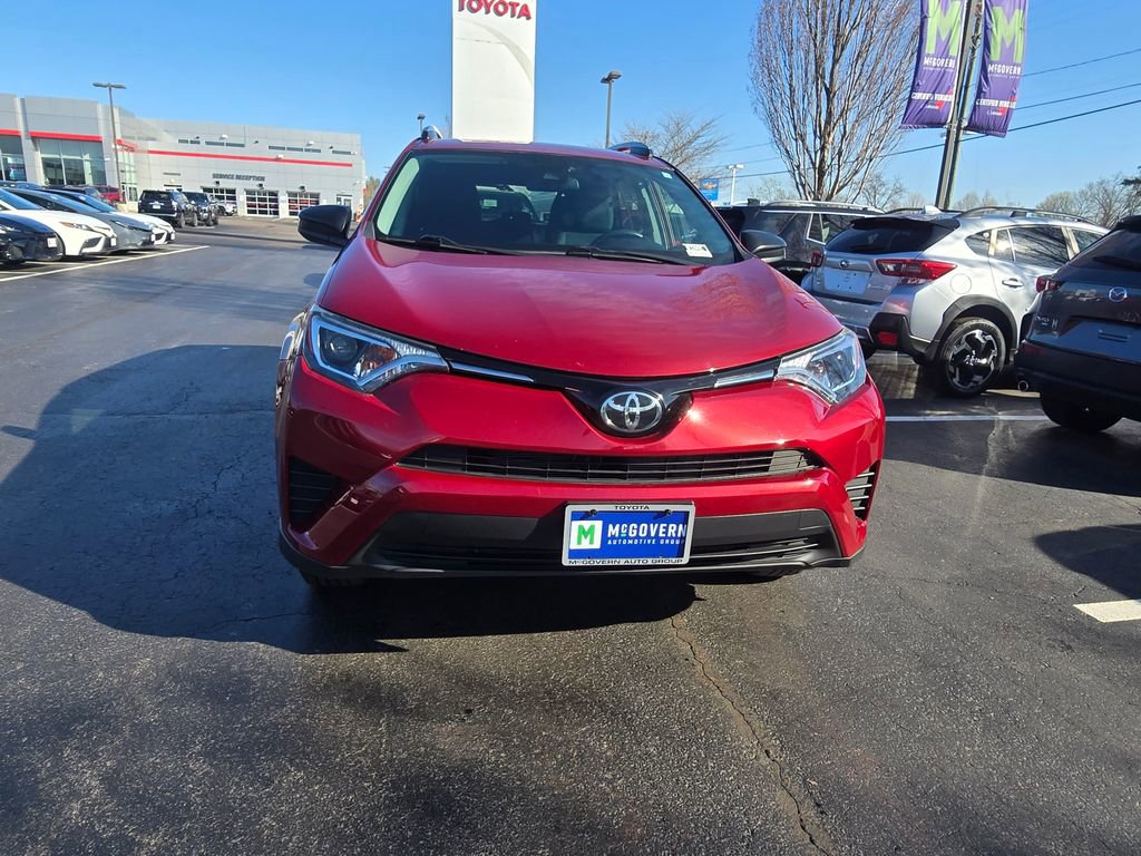 Used 2018 Toyota RAV4 LE w/ All Weather Liner Package AWD/4WD image 10