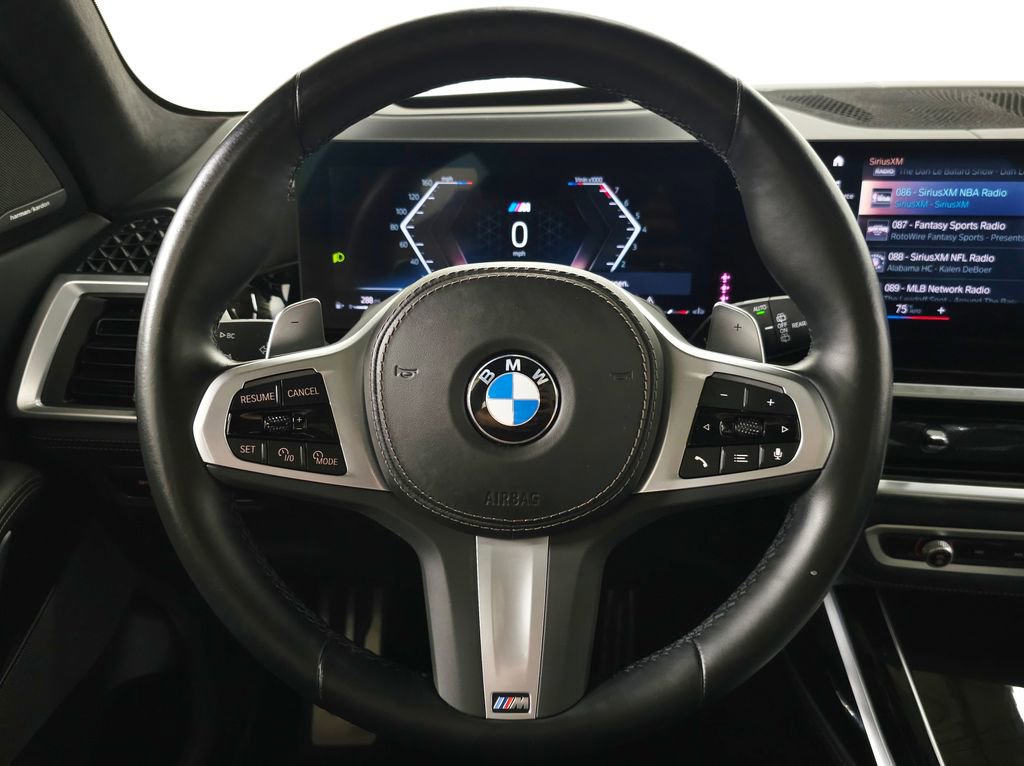 Used 2023 BMW X7 xDrive40i w/ M Sport Package AWD/4WD image 21