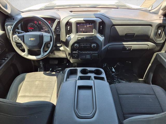 Used 2022 Chevrolet Silverado 2500 Custom w/ Custom Convenience Package AWD/4WD image 15