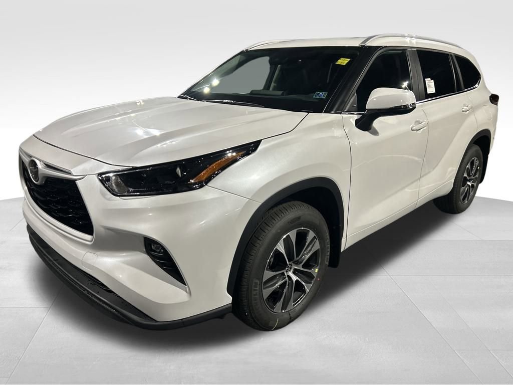 New 2026 Toyota Highlander XLE