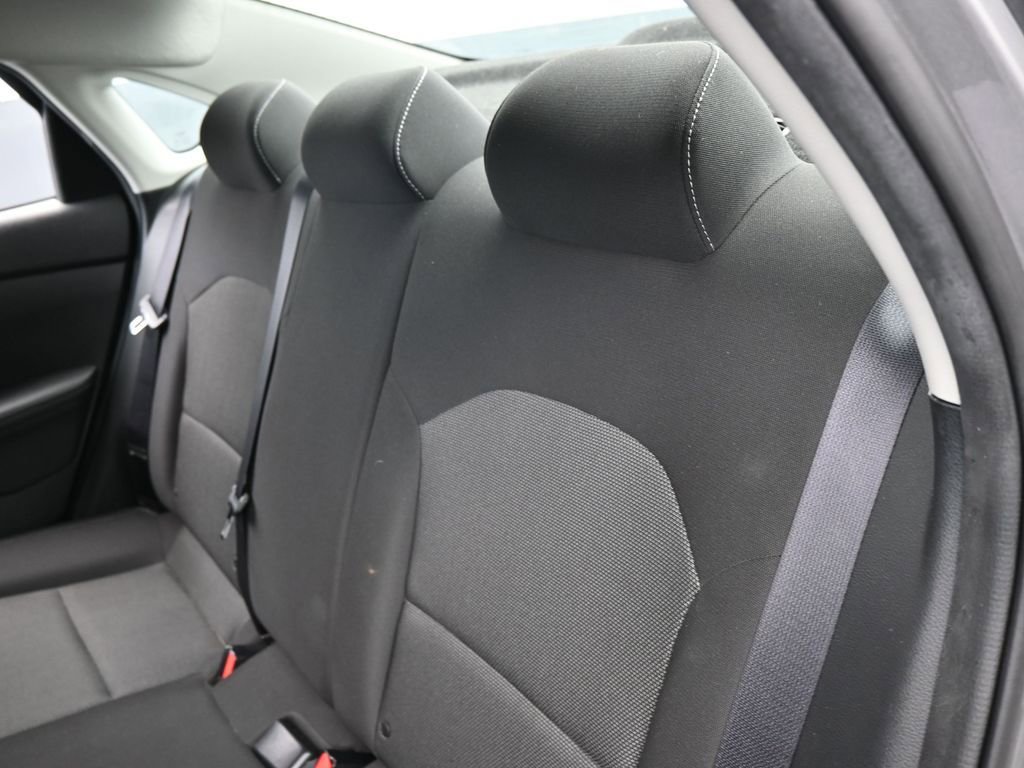 Used 2022 Kia Forte LXS image 27
