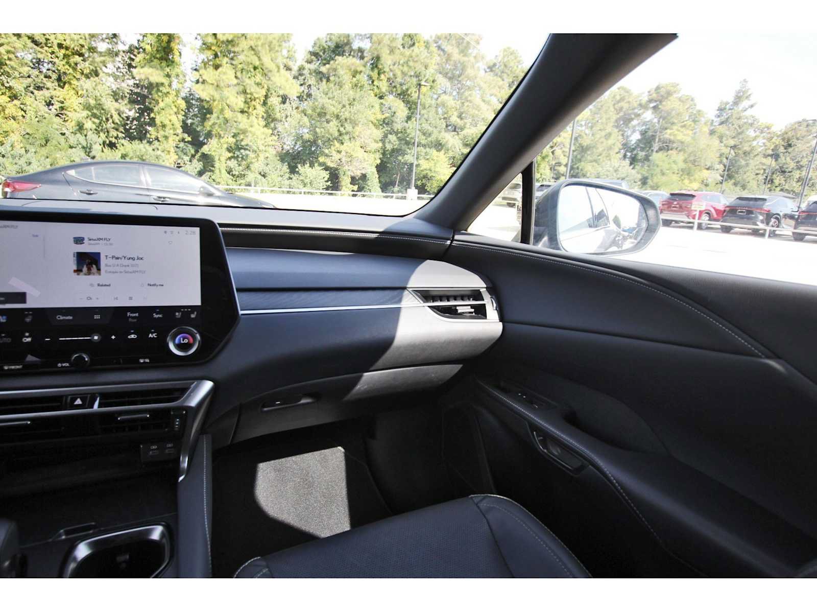 Used 2025 Lexus RX 350 Premium Plus w/ Accessory Package (Z1) FWD image 8